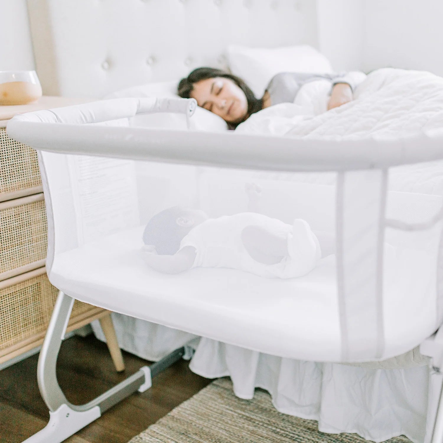 Baby Delight 3-in-1 Beside Me Dreamer Bassinet _ Driftwood Gray/Premium Beside Sleeper for Newborns, Adjustable &Portable Design