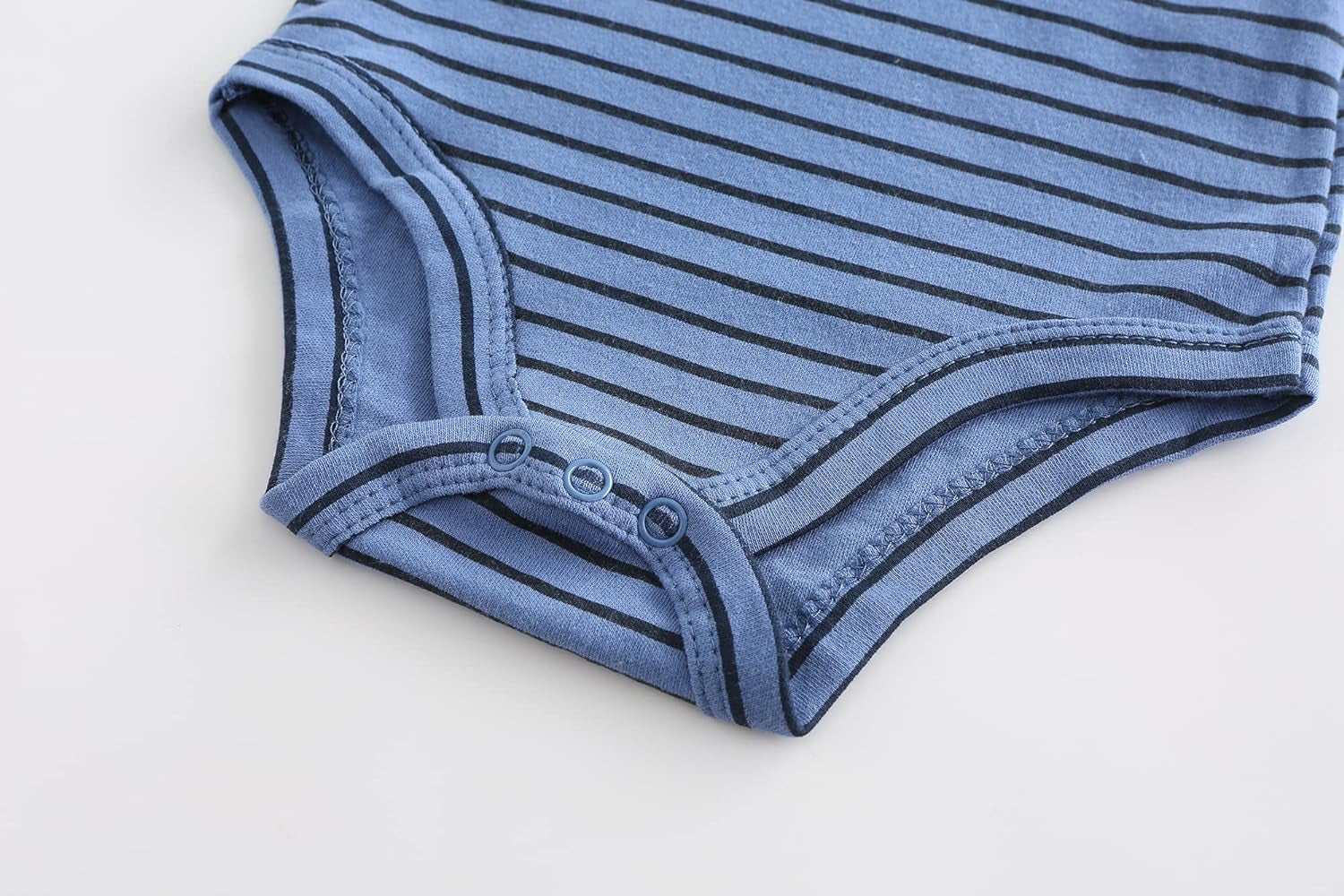 Chamie 5-Pack Organic Cotton Baby Bodysuits - Soft & Breathable Newborn Essentials for Everyday Comfort.