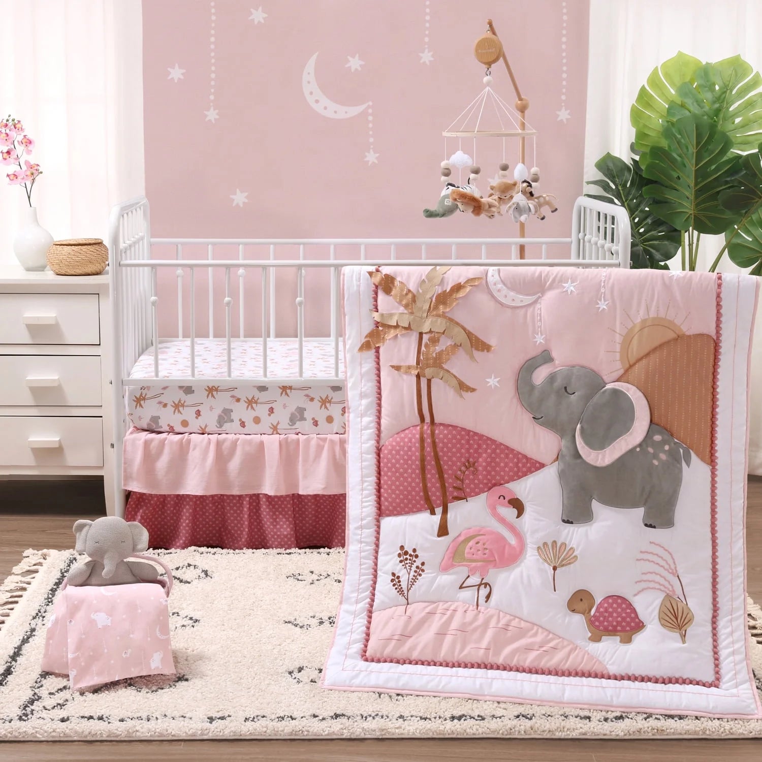 Create a Cozy Safari Oasis with Our Adorable 4-Piece Organic Cotton Crib Bedding Set for Baby Girls
