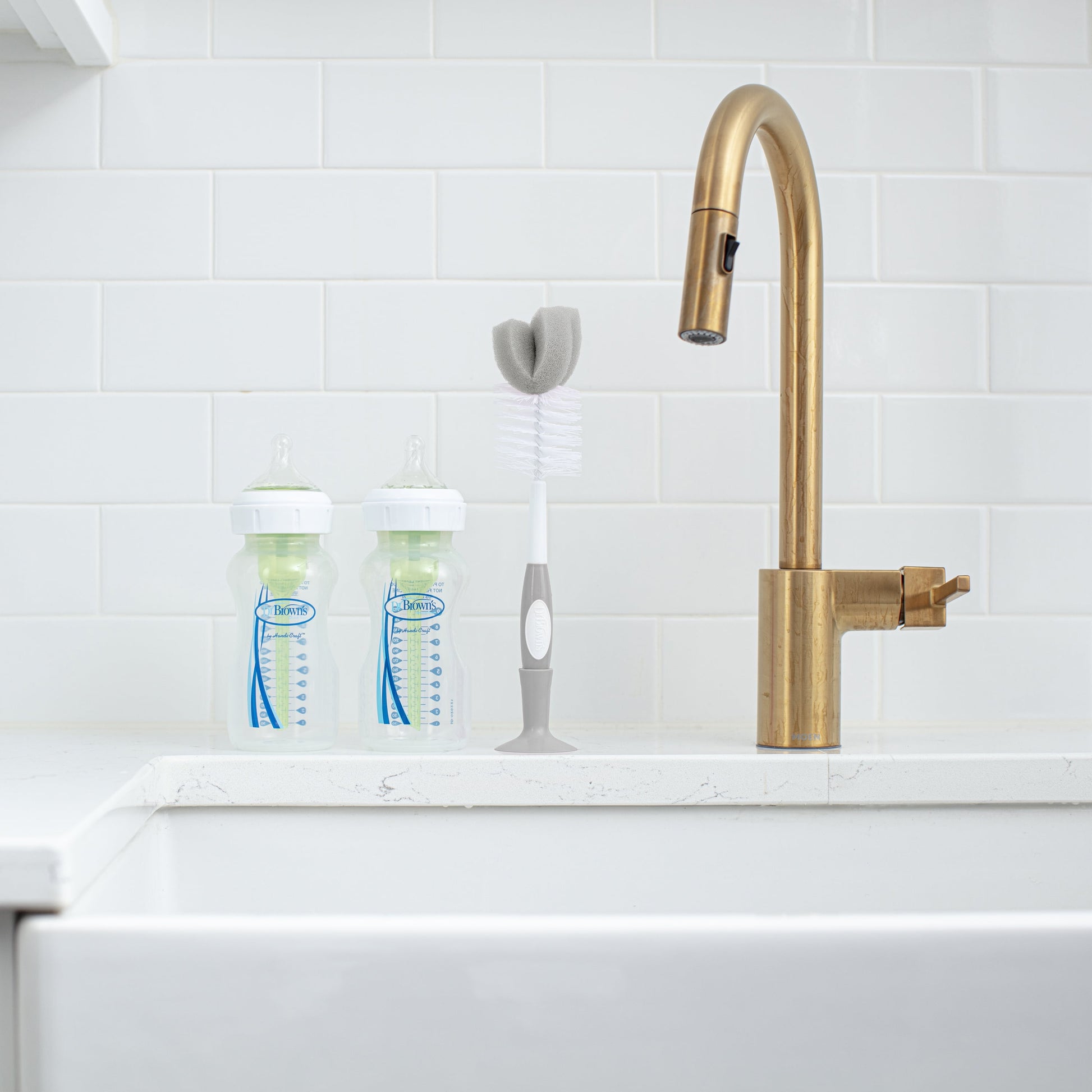 Dr. Brown's 4-in-1 Baby Bottle Cleaning Brush-Suction Stand, Sponge Brush & Nipple Cleaner (Gray)