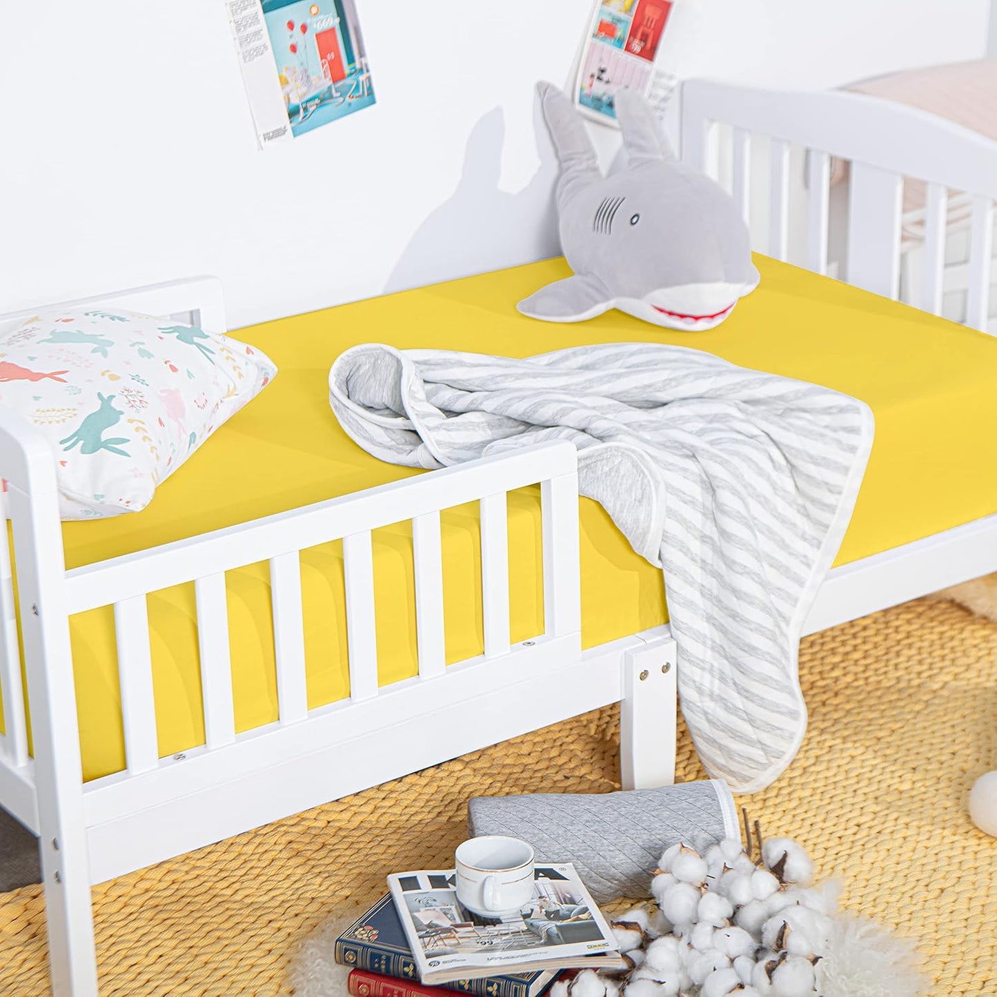  Brushed Microfiber Crib Sheet-Super Soft & Cozy / Sunshine Yellow / Fits Standard Crib Mattress