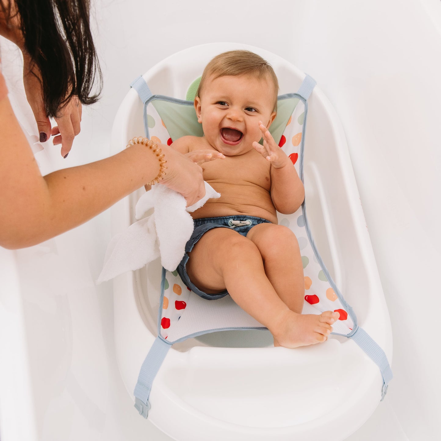 Hopscotch Lane 3-in-1 Rigid Baby Bathtub with Sling - Perfect for Newborns to Toddlers, Unisex, Ages 0+ Months
